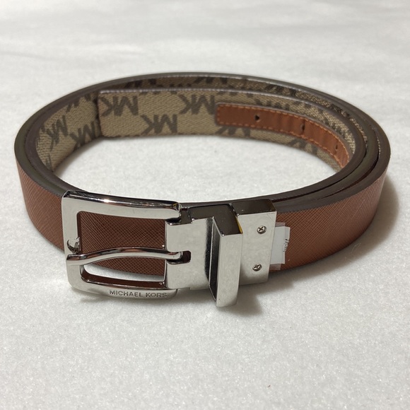 Genuine Michael KORS Reversible Belt. Silver Tone Buckle. Brown/Light & Brown - Picture 1 of 8